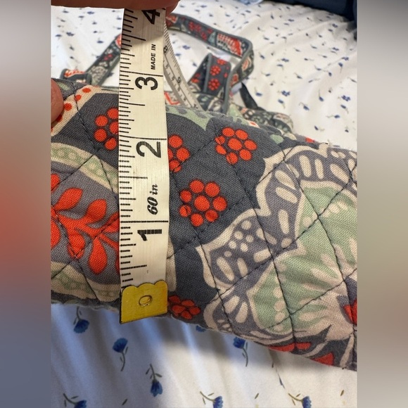 Vera Bradley Nomatic Floral Small Quilted Shoulder Tote Bag. Geometric Pattern. - Picture 5 of 14